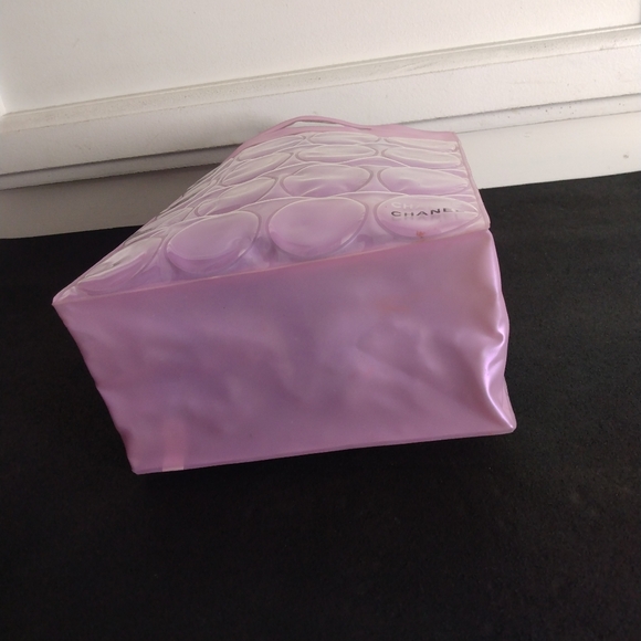 CHANEL Chance Pink Cosmetics Bag - Picture 4 of 6